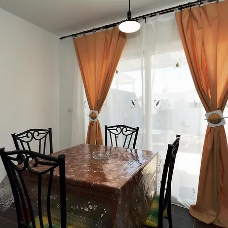 Apartamento Valparadise With Pool